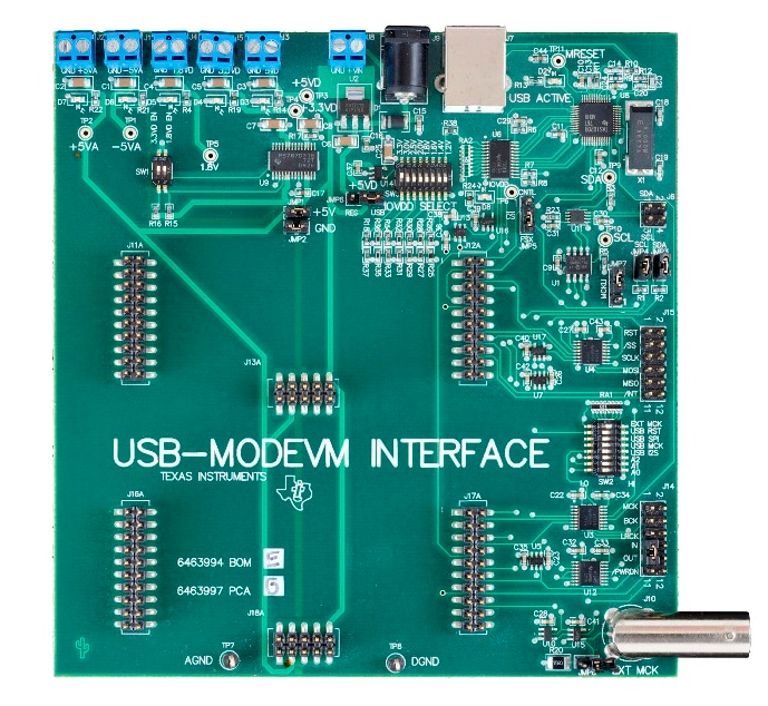 Texas Instruments TLV320AIC34EVM-K評価モジュールとUSBマザーボード