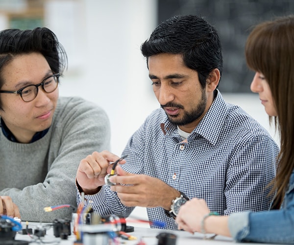 デザインコンテスト主催