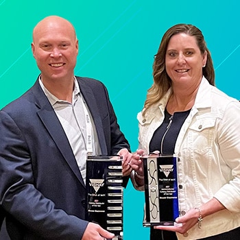 Vishay社より、史上初の快挙となる3部門で、 「優秀ディストリビュータ賞」を受賞